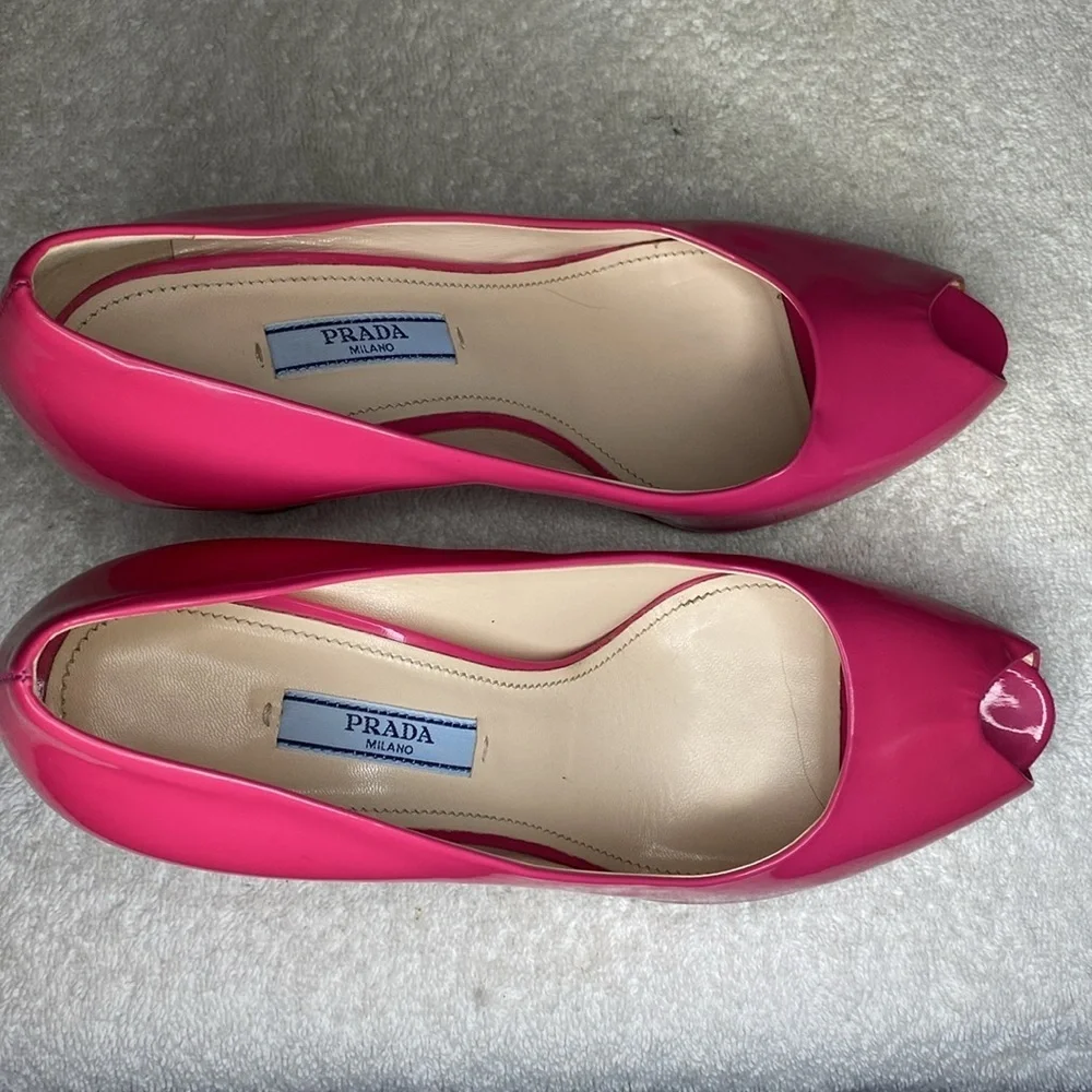 Prada Pink Enamel Peep-Toe Heels in Patent Leather (EU 37 / US 7)